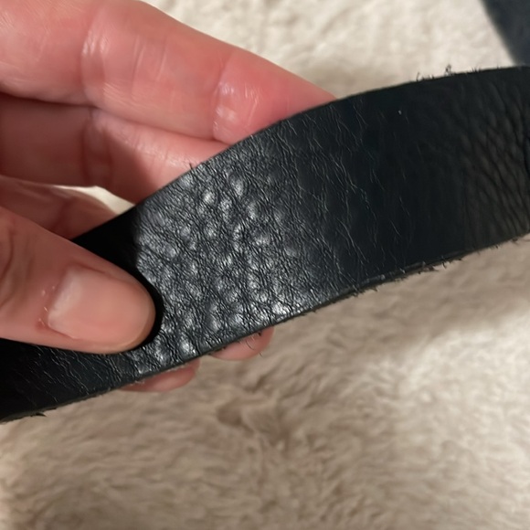 Brand New Bought in London Beautiful Hand Made Leather Hand Bag 7 L x 5 H x .5 W - Picture 3 of 9